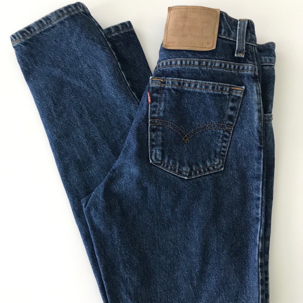 Levi High Waisted Mom Jeans 505